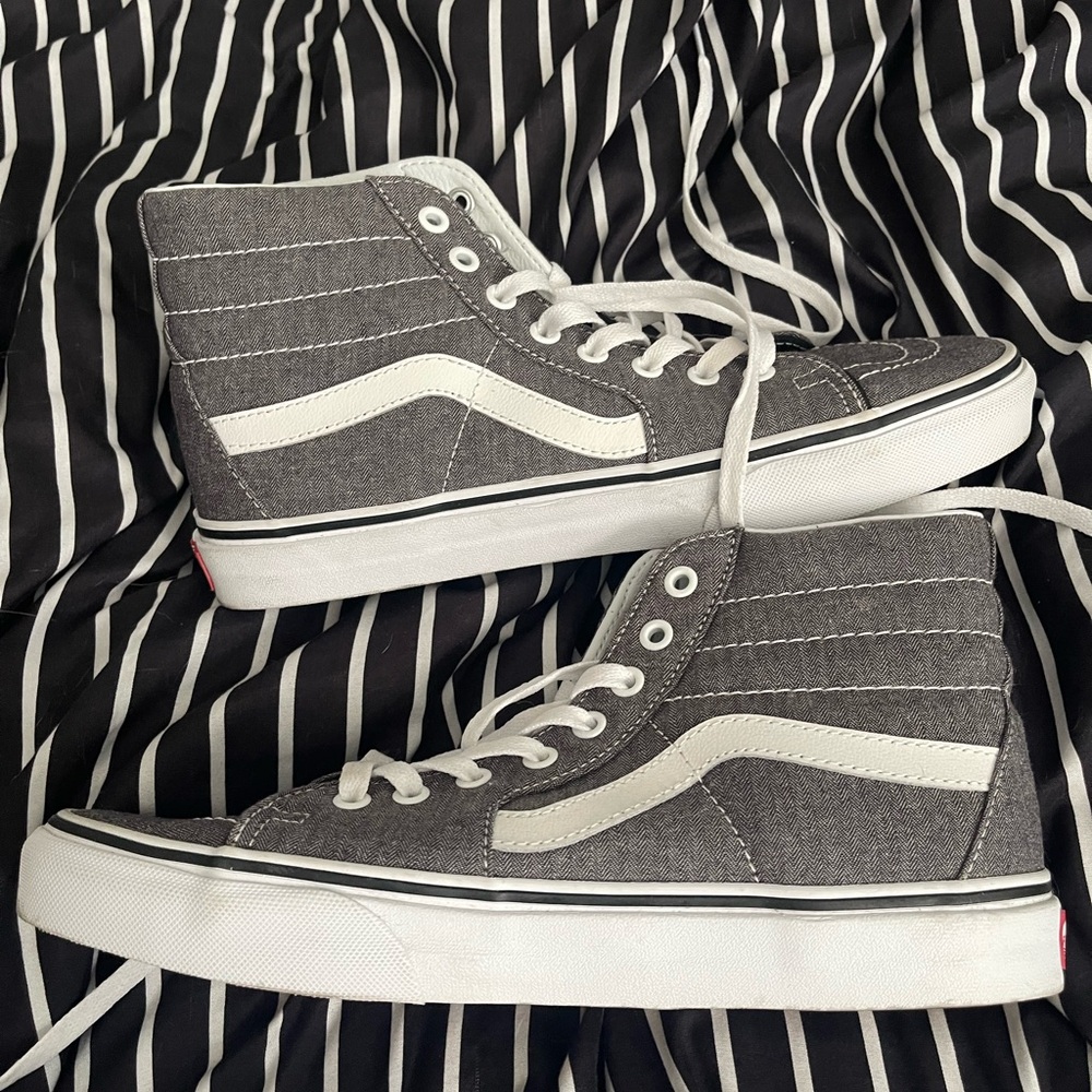 Vans High Top Sneakers in Charcoal and White